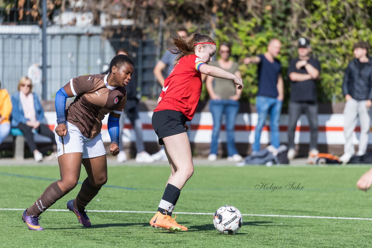 Bild 240 - wBJ FC St. Pauli - Eimsbuetteler TV : Ergebnis: 3:4